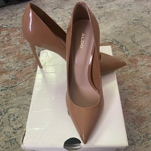 NWT ALDO Tan Stilettos Brand New!